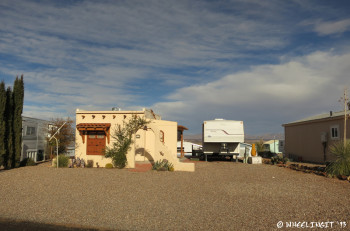 View of another leaseholder lot (not rented). This casita was super-cute.
