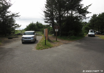 View of beach-side ring in non-hookup section. Site #168 on left with #167 on right. Both have slice ocean views.