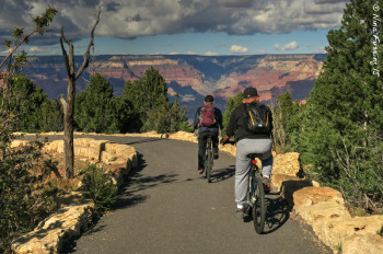 The sweet ride on the rim trail out to Kaibab Point