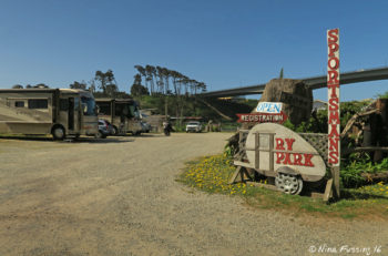 Entrance to Sportsman's with our 2 rigs parked on the left.