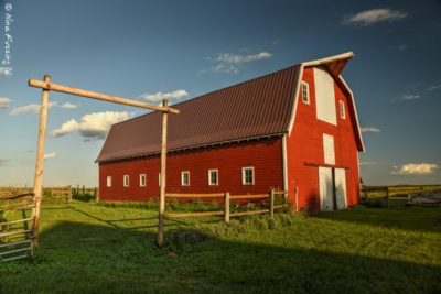 Now, THAT's a barn!
