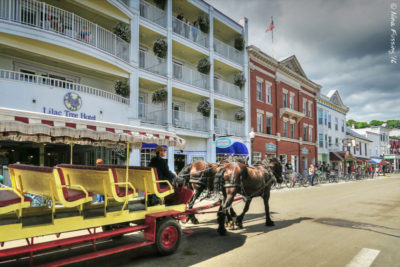 Nothing but horse-drawn carriages here