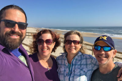 A windy "usie" with Chris & Cherie (photo credit: Technomadia)